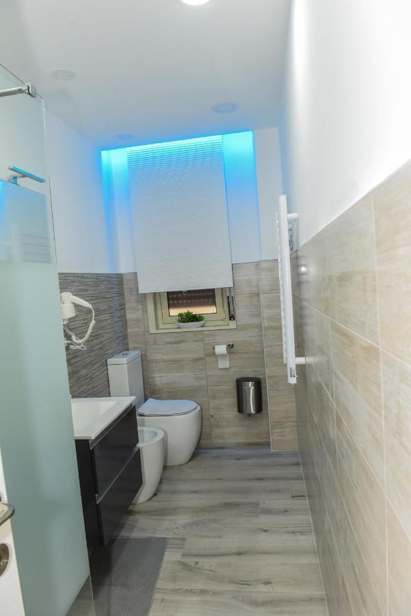 La Via Di Mezzo Apartment Катания Екстериор снимка